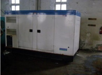 甘肃康明斯150kw大型柴油二手发电机组 甘肃康明斯150kw大型柴油二手发电机组